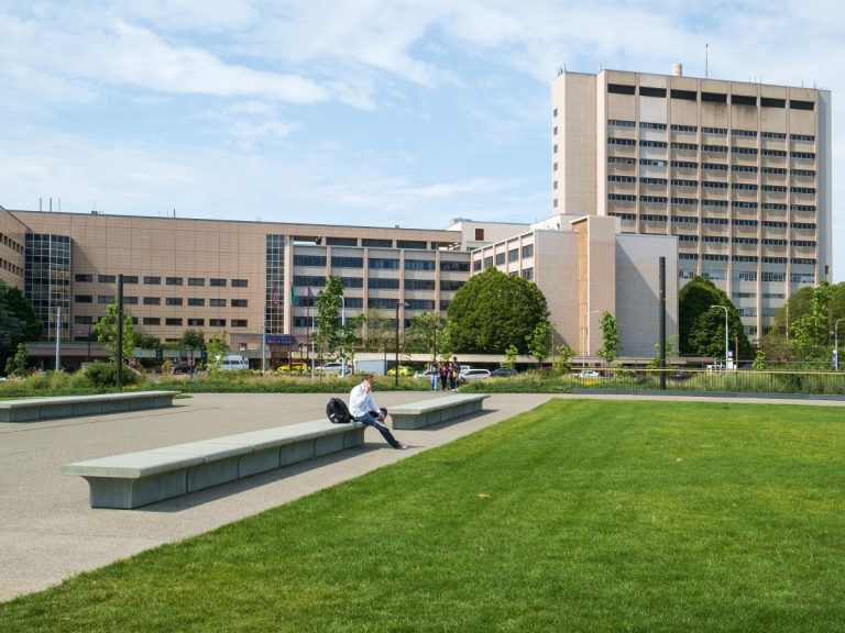The University of Washington Health Sciences Building was dedicated