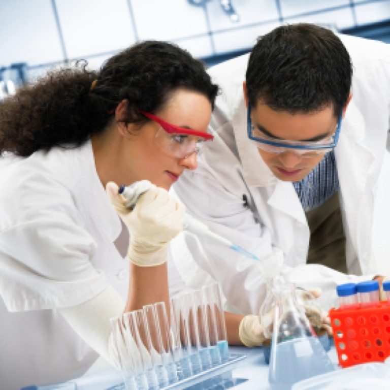 Europe steps up recruitment of U.S. scientists