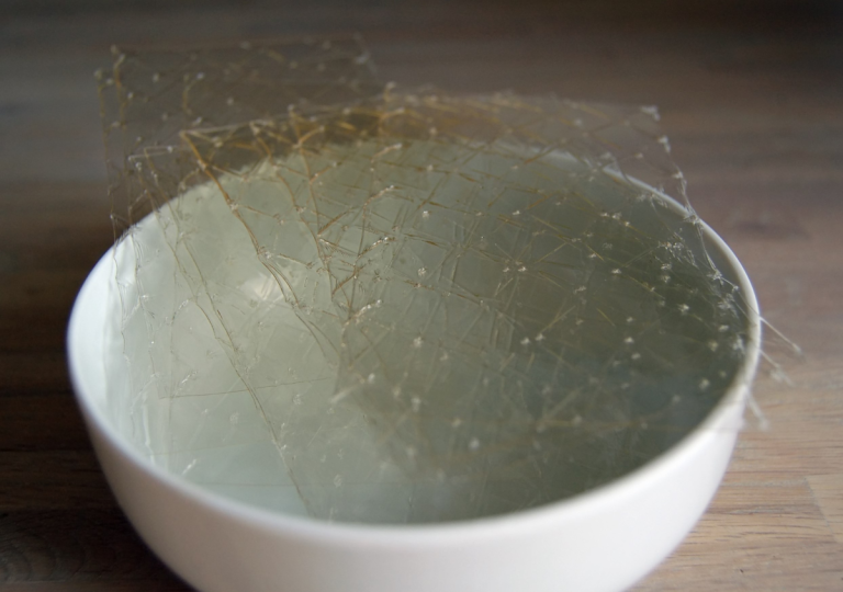 Researchers create gel that can self-heal like human skin